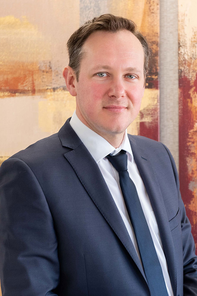 Elliott Swatton, Director<br>Chartered Financial Planner 